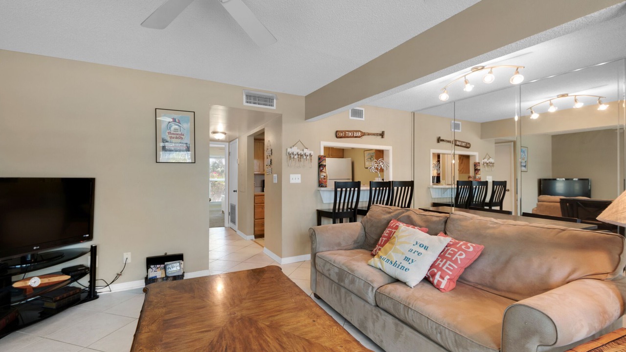 Photo of Bedroom in Pensacola Beach