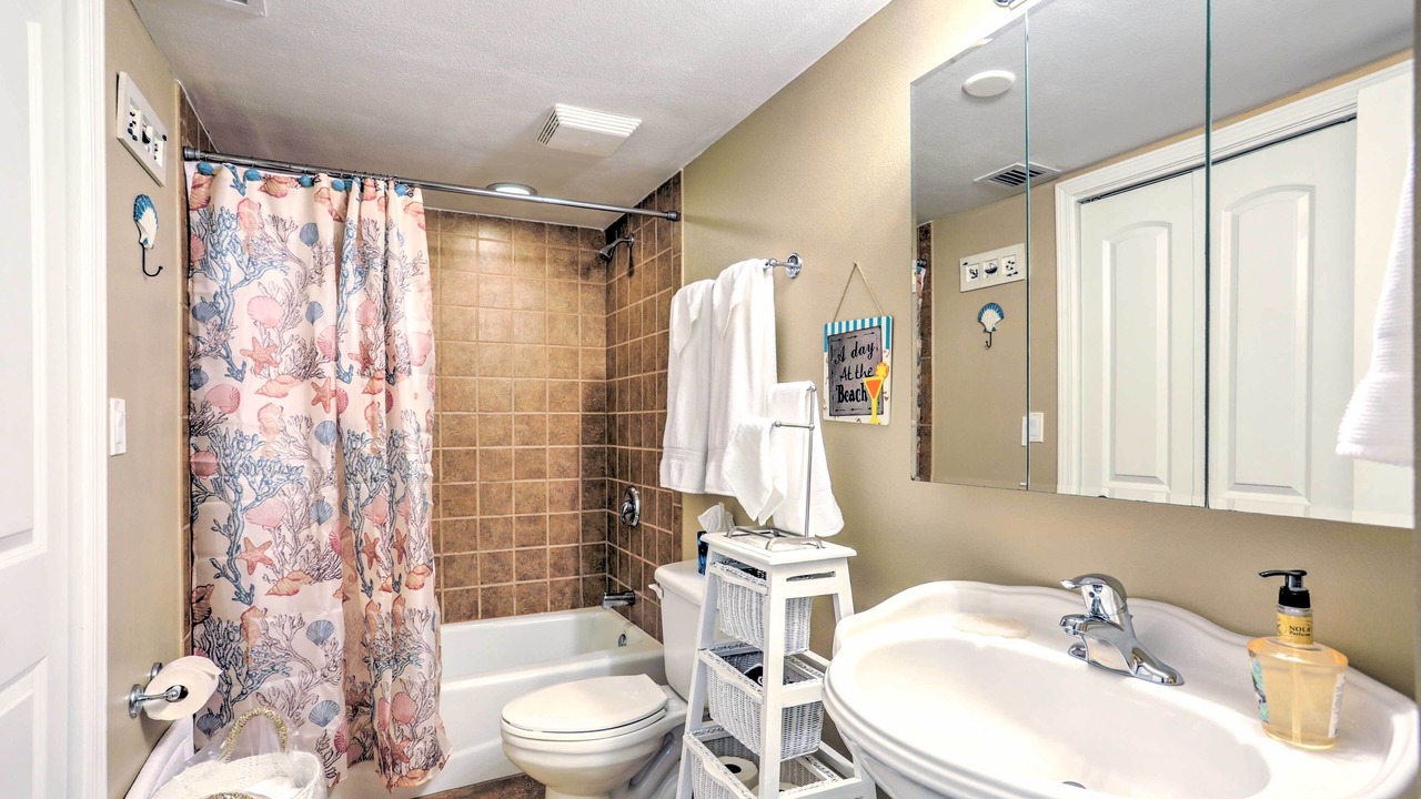 Photo of Bathroom in Pensacola Beach