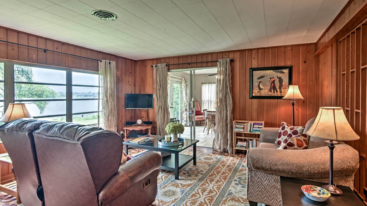 Photo of Bedroom in Lake Wales