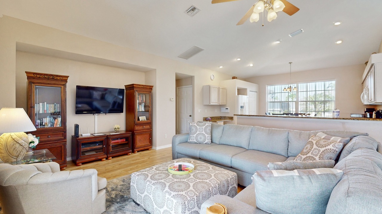 Photo of Livingroom in Biggar