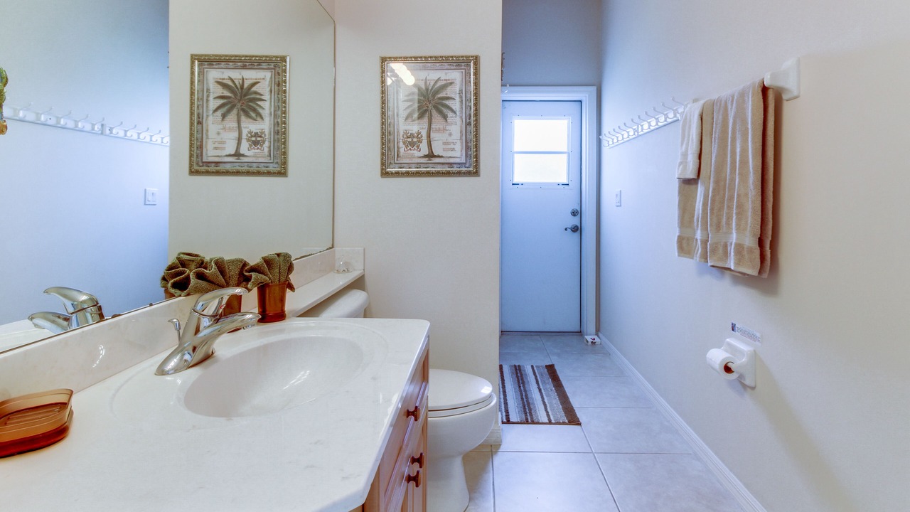 Photo of Bathroom in Biggar
