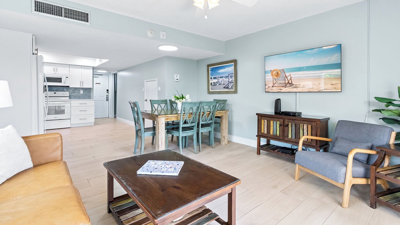 Photo of Livingroom in Satellite Beach
