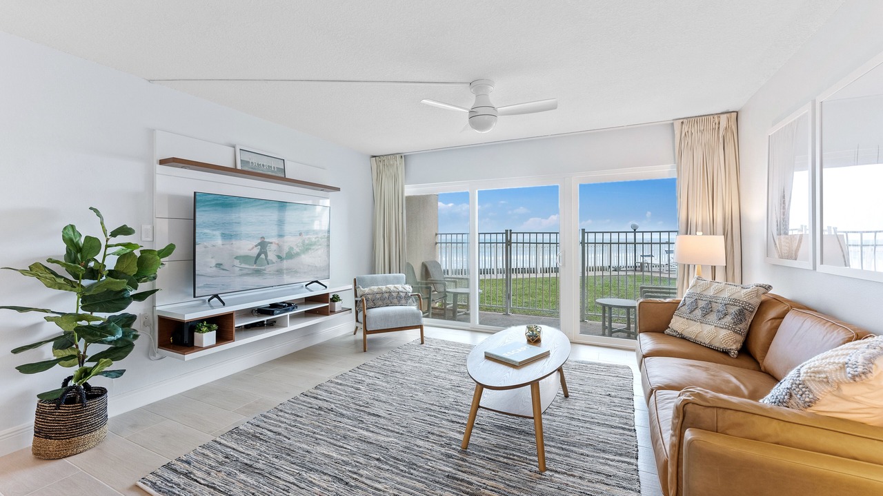 Photo of Livingroom in Satellite Beach