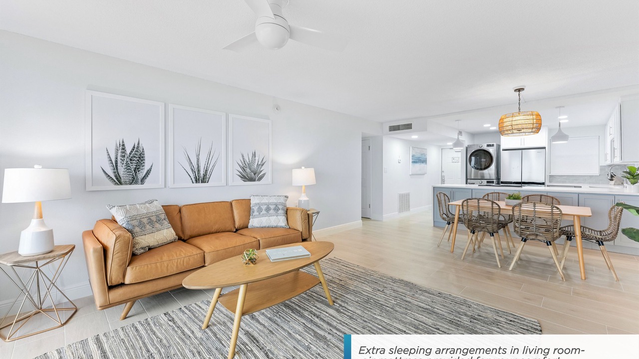 Photo of Livingroom in Satellite Beach