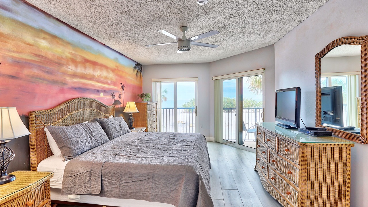 Photo of Patio Balcony in Sunset Beach