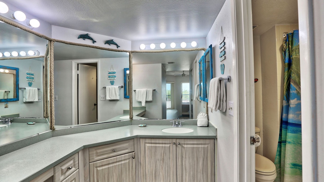 Photo of Bathroom in Sunset Beach