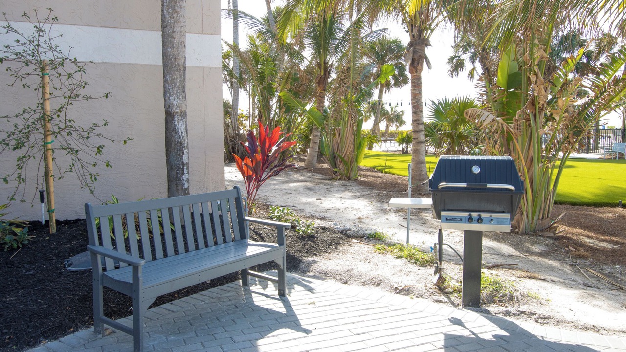 Photo of Patio Balcony in Beachview Country Club Estates