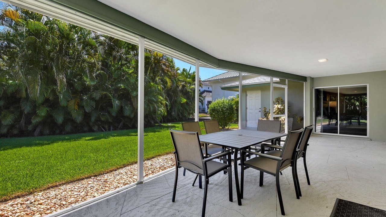 Photo of Outdoor in Old Naples