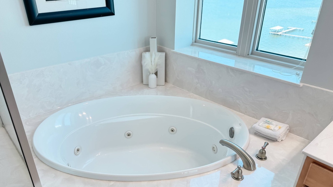 Photo of Bathroom in Gulf Shores