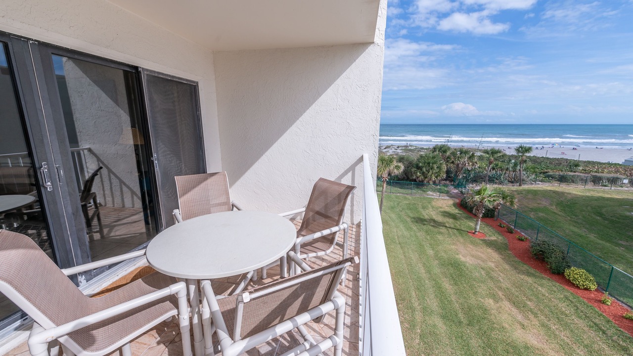 Photo of Patio Balcony in Cocoa Beach