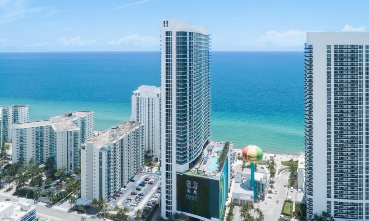 Photo of Outdoor in Hollywood South Central Beach