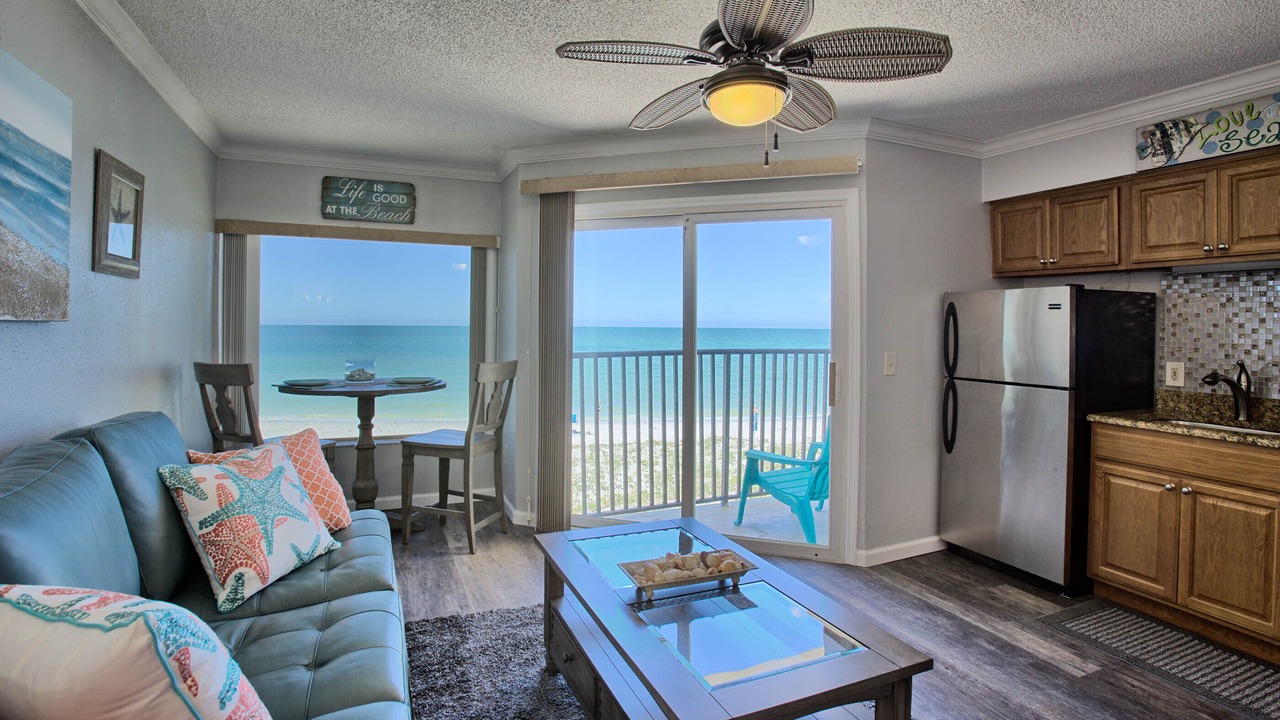Photo of Livingroom in Belleair Beach