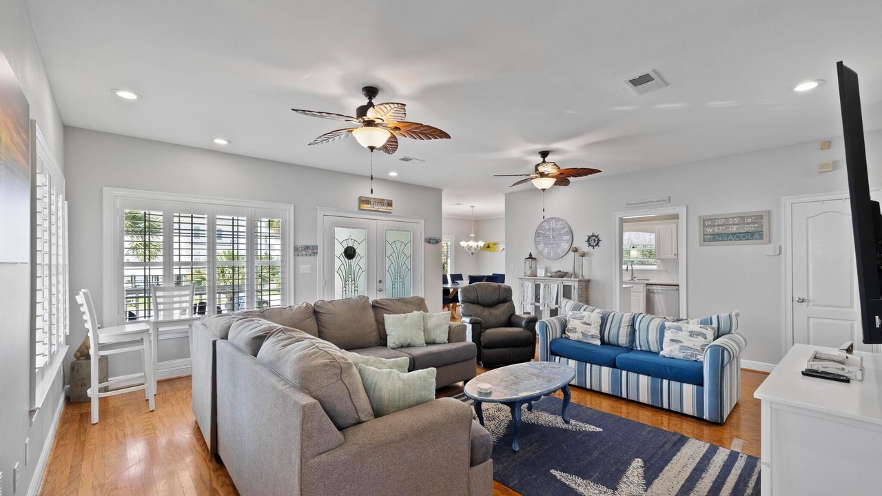 Photo of Livingroom in Pensacola Beach