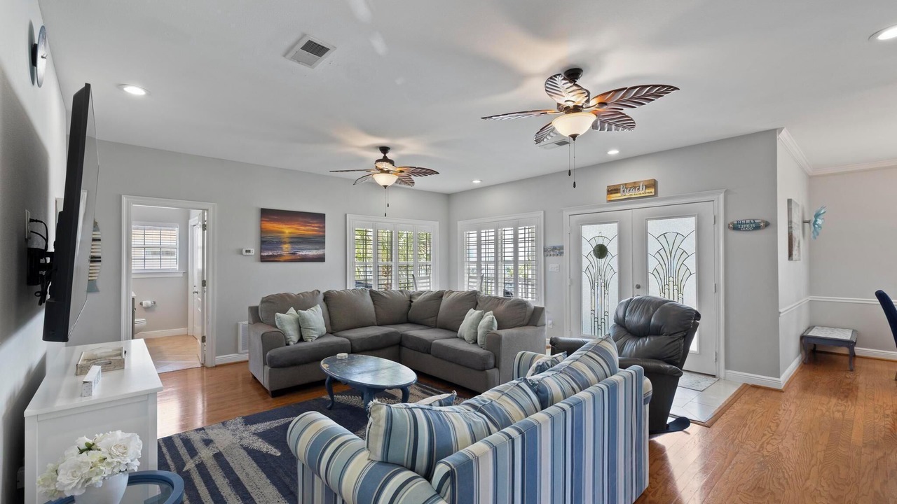 Photo of Livingroom in Pensacola Beach