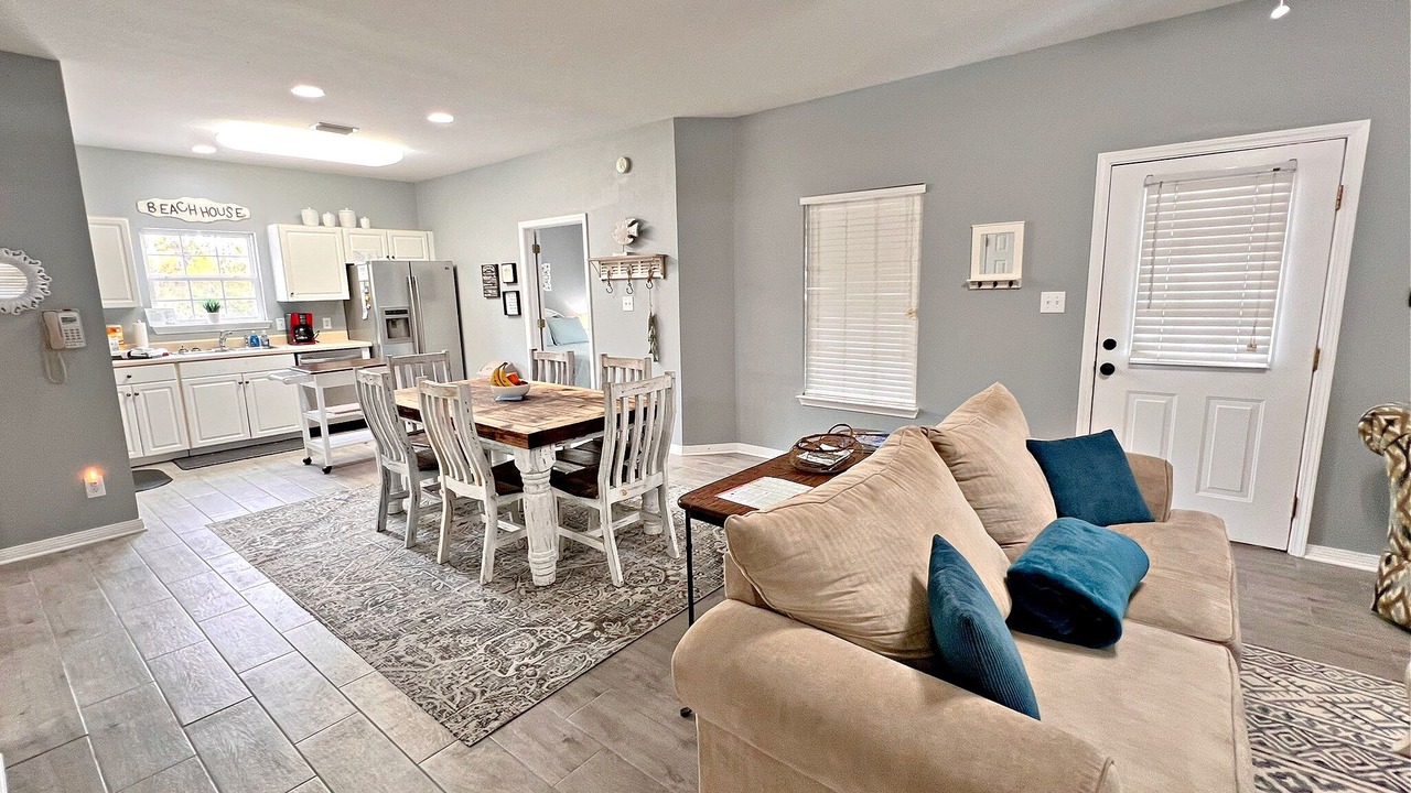 Photo of Livingroom in Fort Morgan
