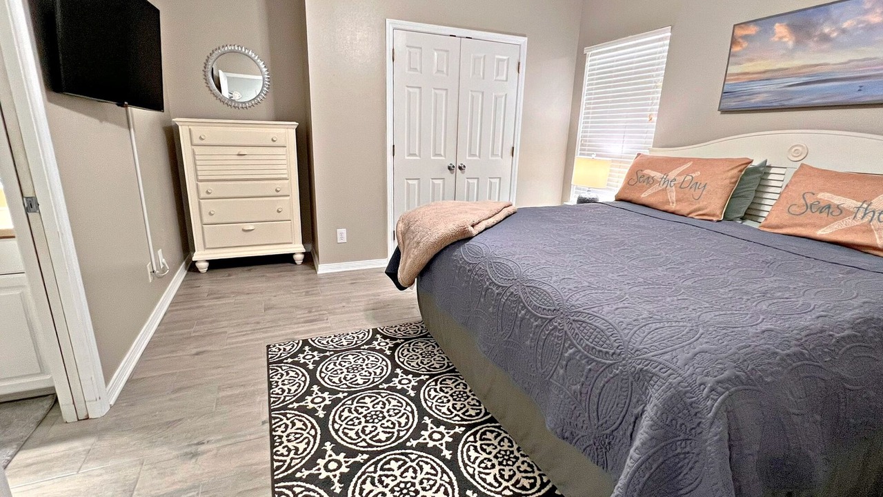 Photo of Bedroom in Fort Morgan
