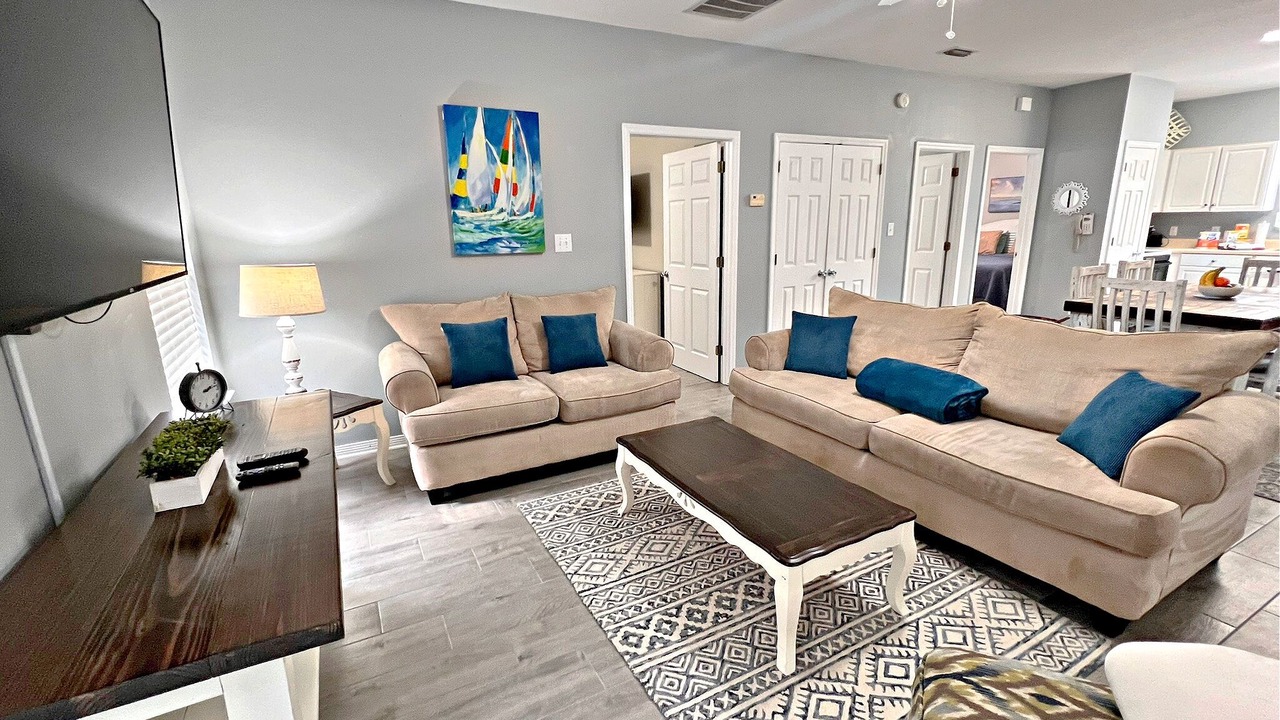 Photo of Livingroom in Fort Morgan