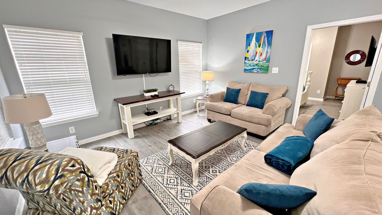Photo of Livingroom in Fort Morgan