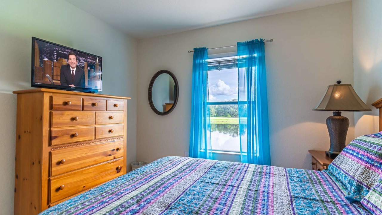 Photo of Bedroom in Trafalgar Village