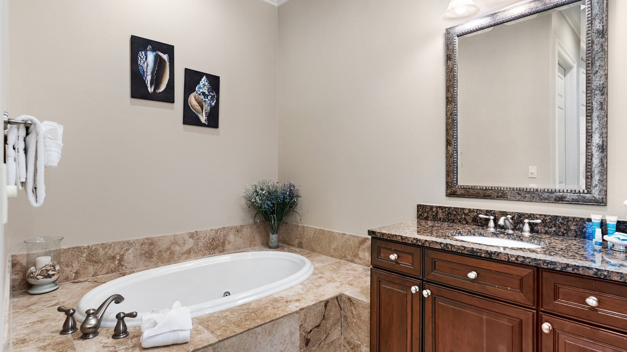 Photo of Bathroom in Villa Lago