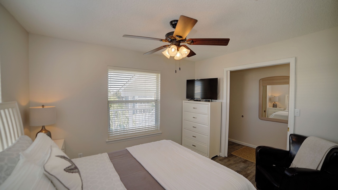 Photo of Bedroom in Miramar Beach
