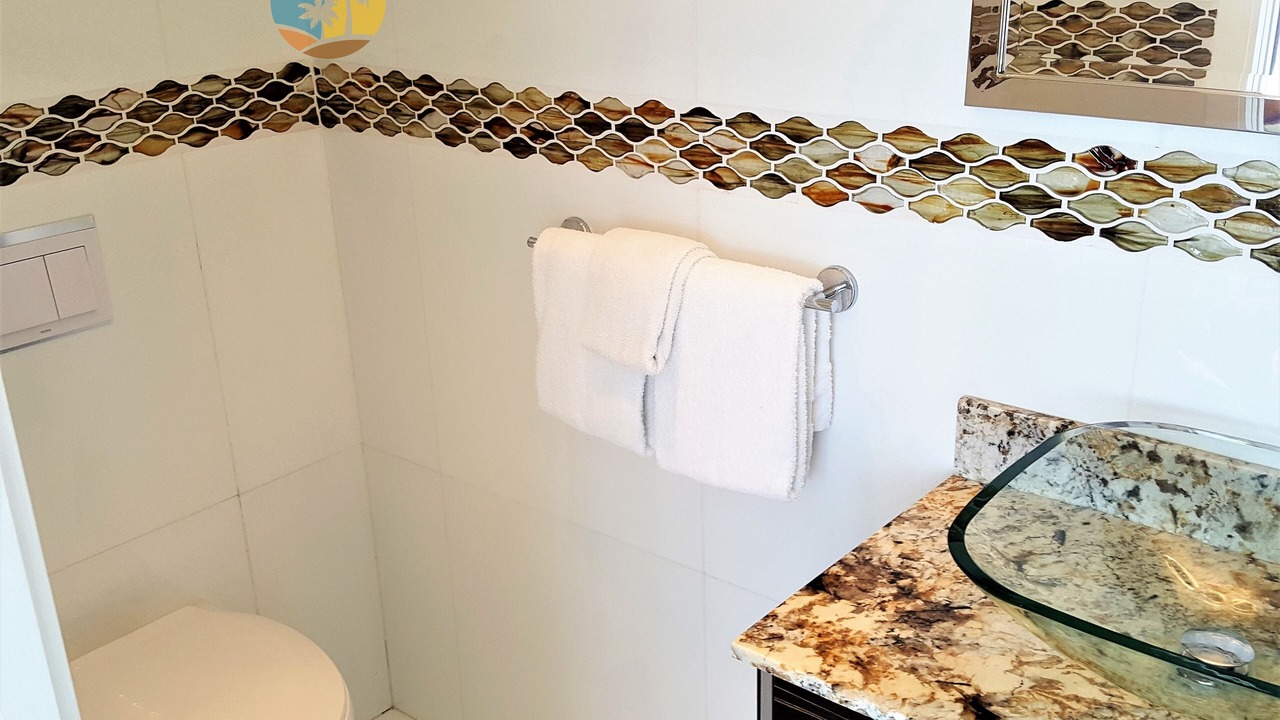 Photo of Bathroom in Mid Beach