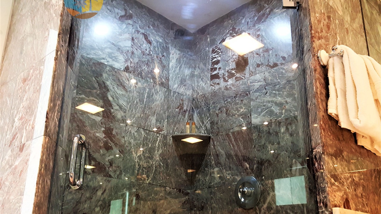 Photo of Bathroom in Mid Beach