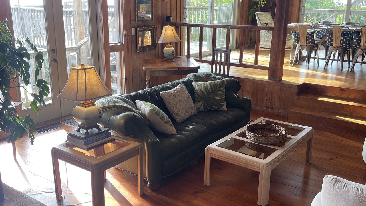 Photo of Livingroom in Alligator Point