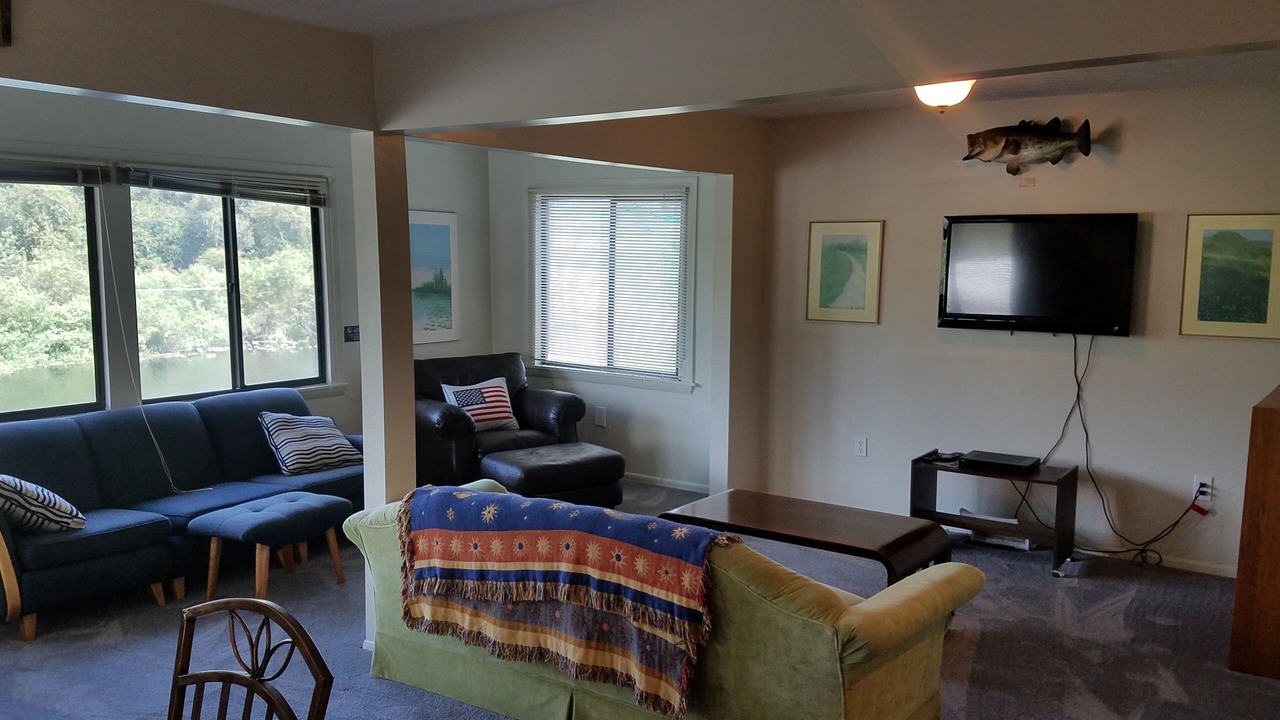 Photo of Livingroom in Fedhaven