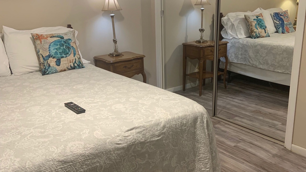 Photo of Bedroom in Scenic Heights