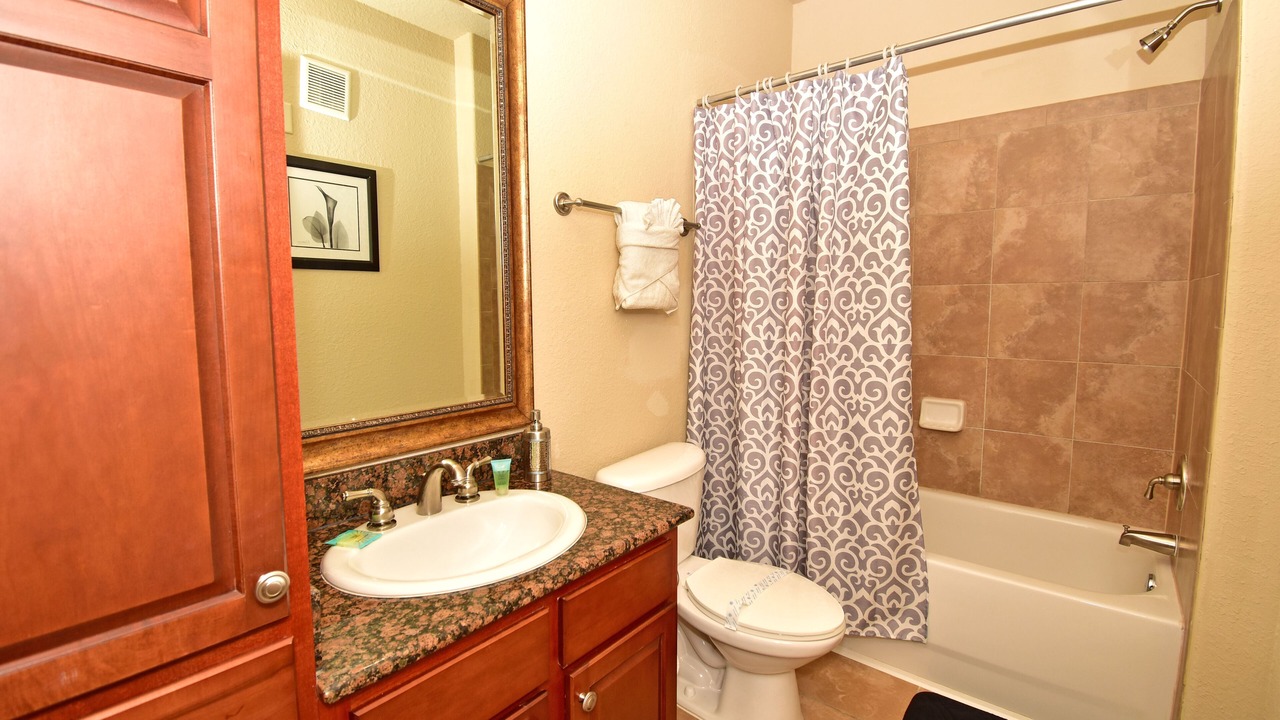 Photo of Bathroom in Regal Palms