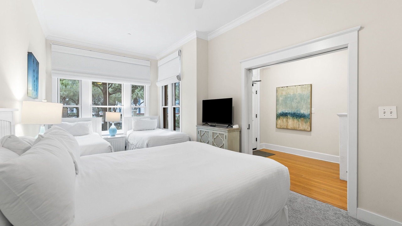 Photo of Bedroom in Beach District