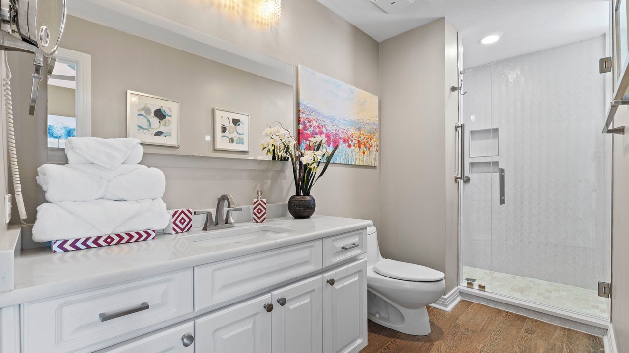 Photo of Bathroom in Ono Island