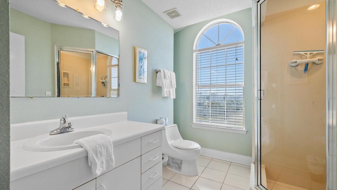 Photo of Bathroom in Lafitte Cove