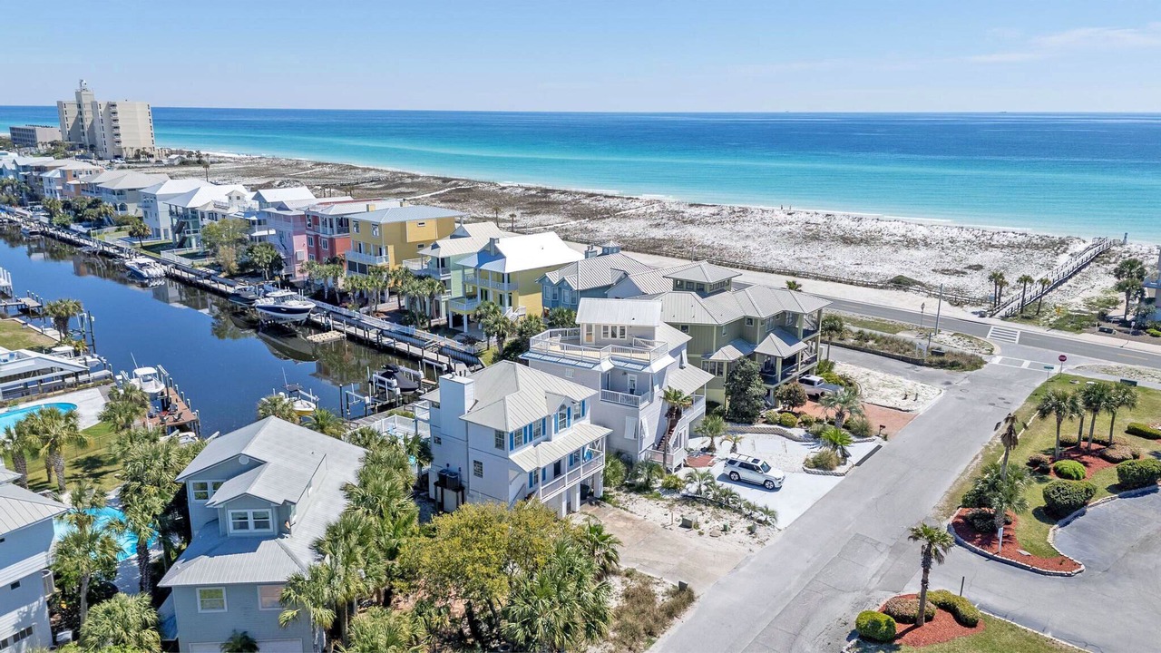 Photo of Outdoor in Lafitte Cove
