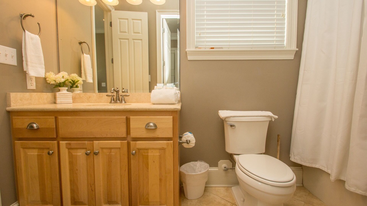 Photo of Bathroom in Gulf Shores