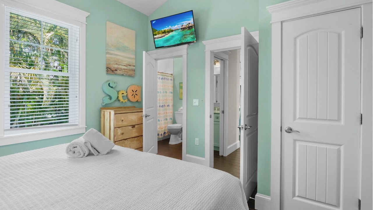 Photo of Bedroom in Holmes Beach