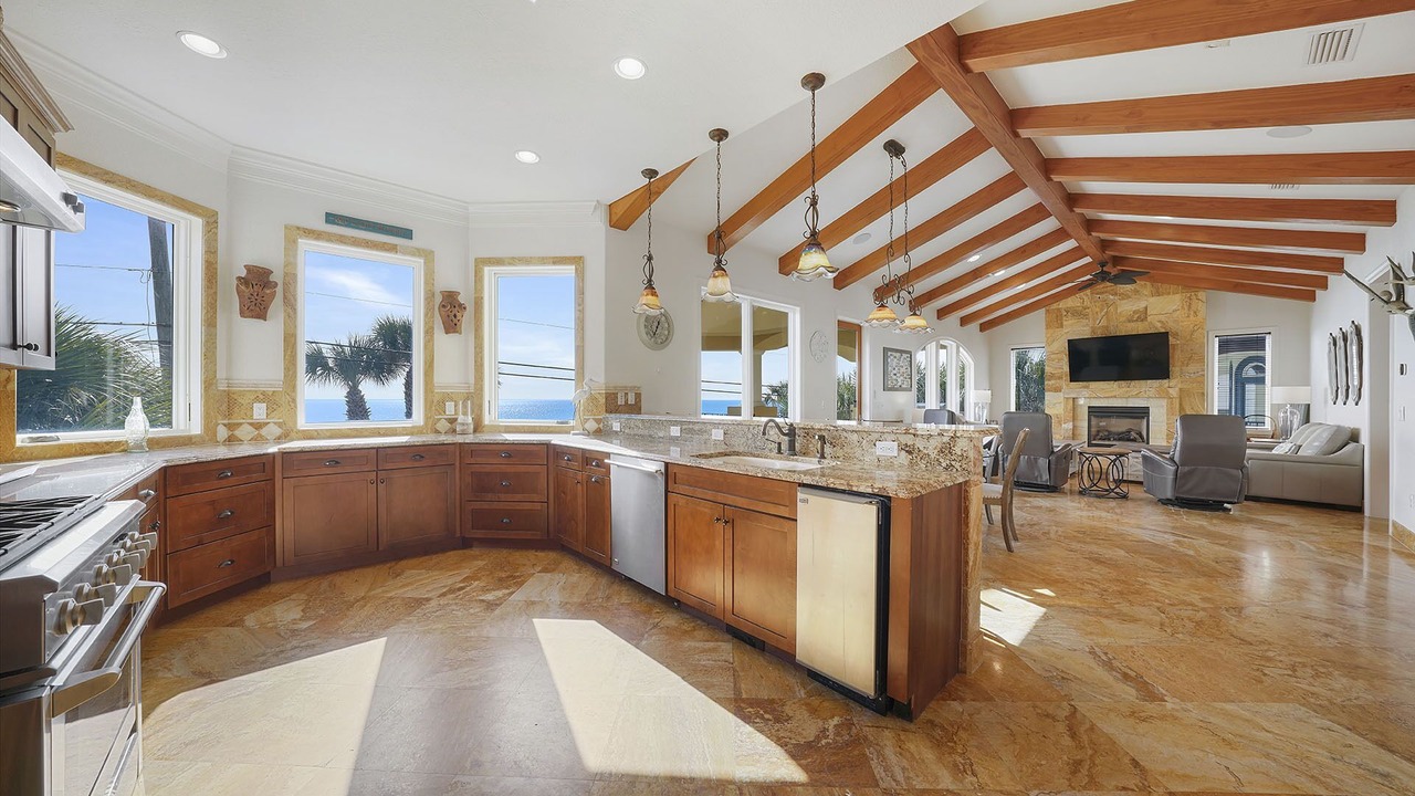 Photo of Kitchen in Miramar Beach