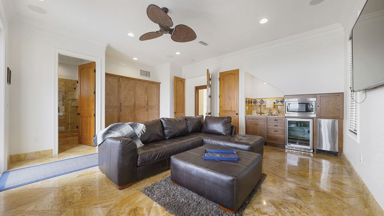 Photo of Livingroom in Miramar Beach