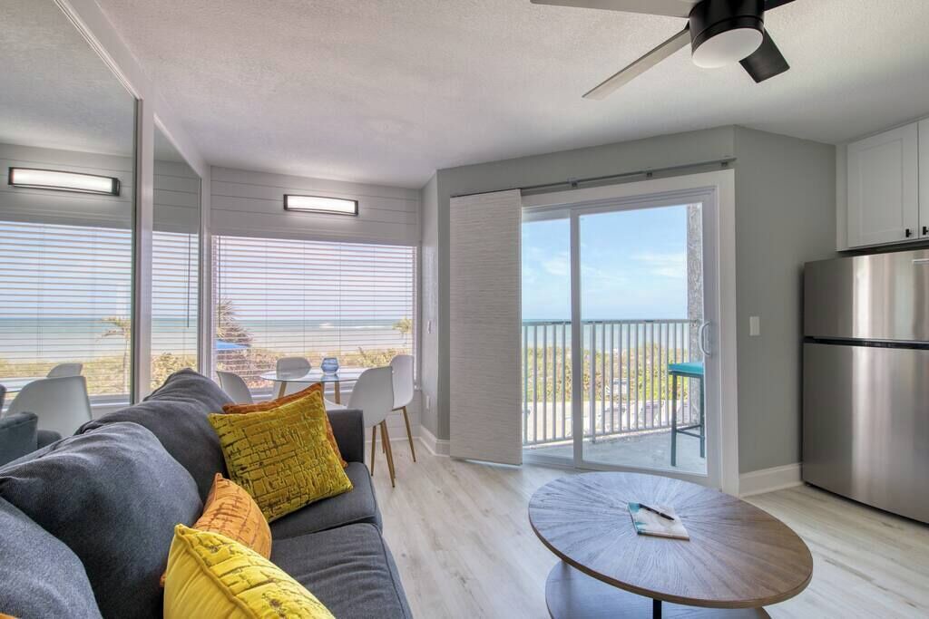 Photo of Livingroom in Belleair Beach