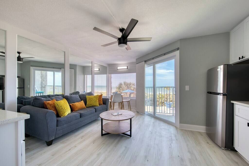 Photo of Livingroom in Belleair Beach