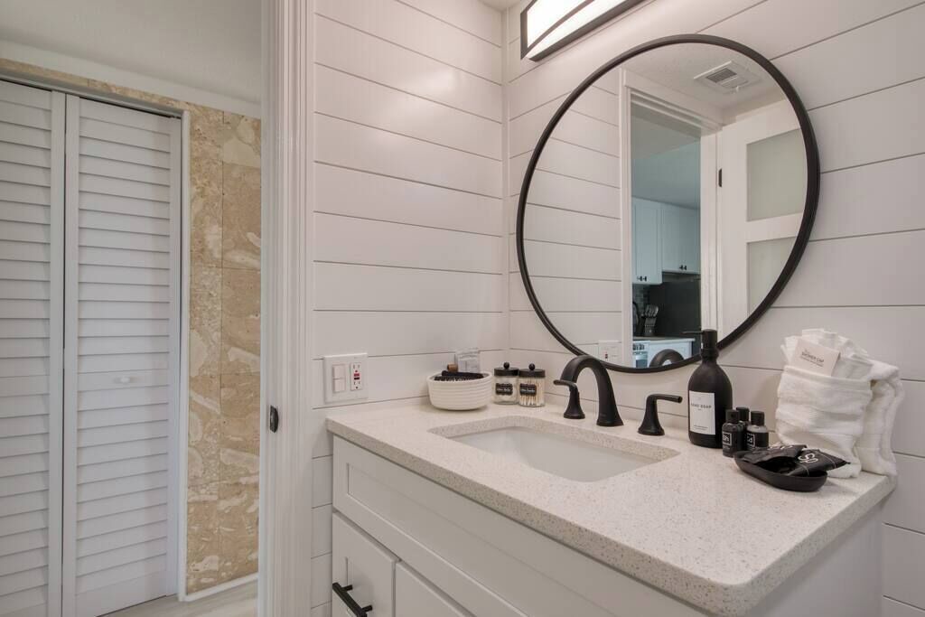 Photo of Bathroom in Belleair Beach