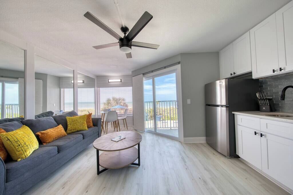 Photo of Livingroom in Belleair Beach