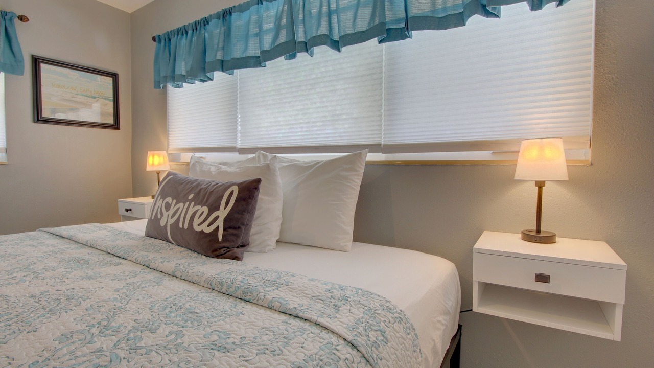 Photo of Bedroom in Yacht Club