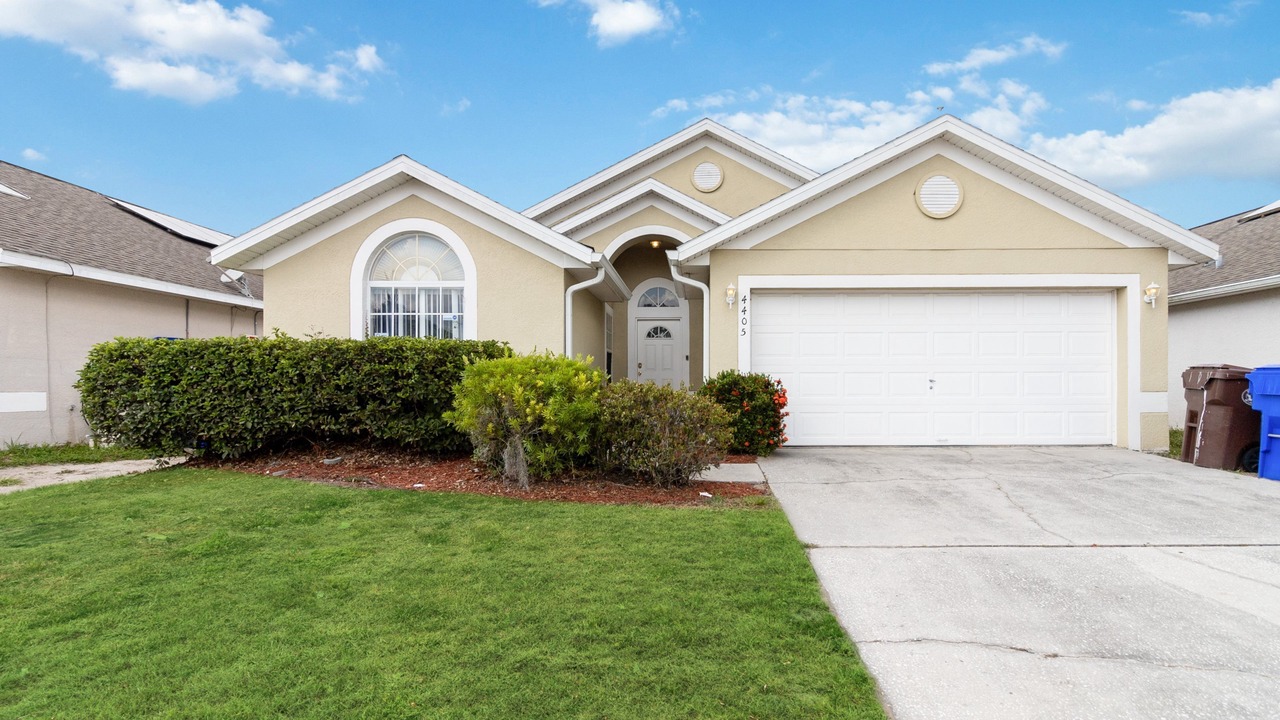Photo of Others in Bass Lakes Estates