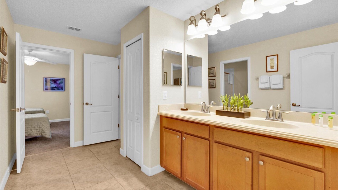 Photo of Bathroom in Davenport