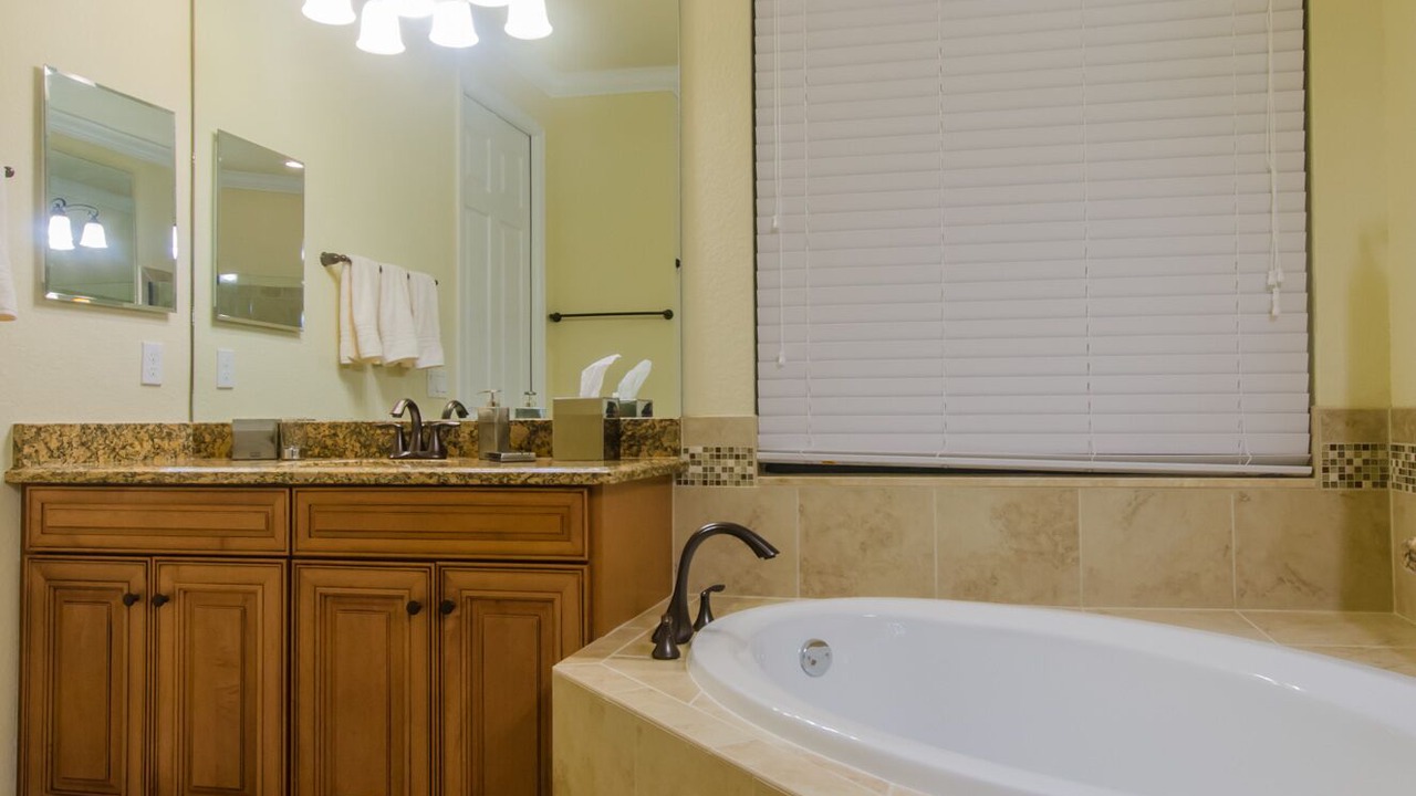 Photo of Bathroom in Naples