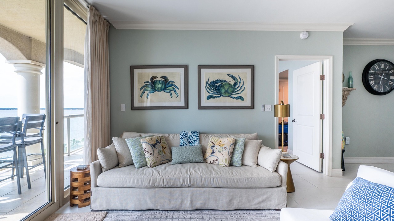 Photo of Livingroom in Pensacola Beach