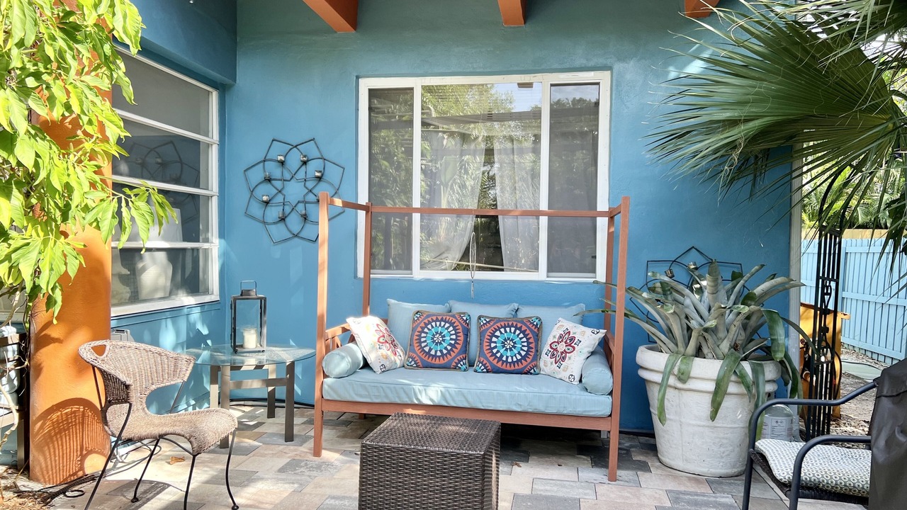 Photo of Patio Balcony in South Palm Park Neighborhood Association
