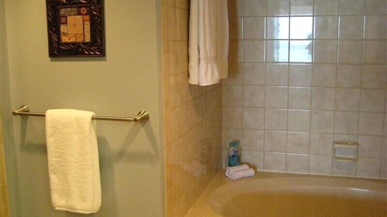 Photo of Bathroom in Sand Key